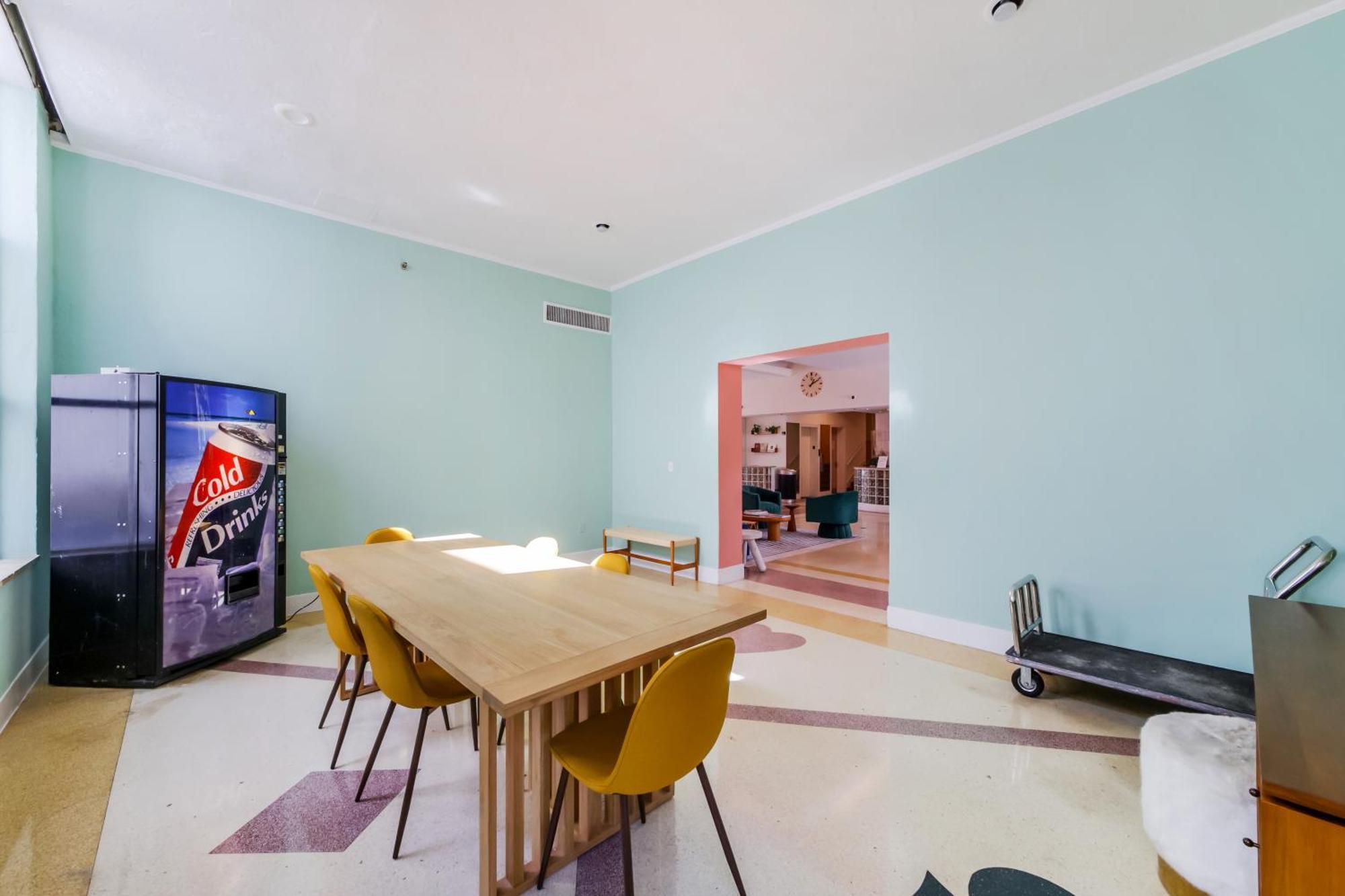 Tropics Hotel Miami Beach Bagian luar foto