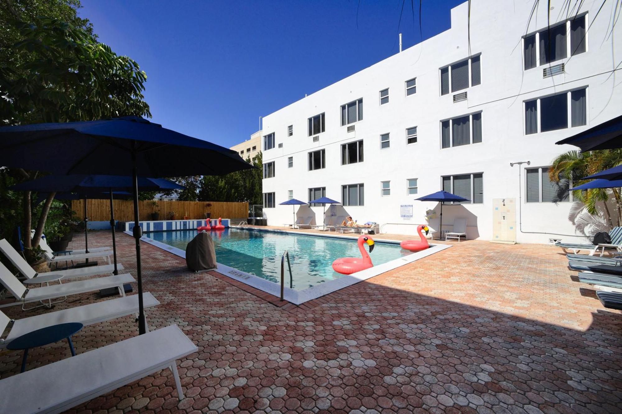 Tropics Hotel Miami Beach Bagian luar foto