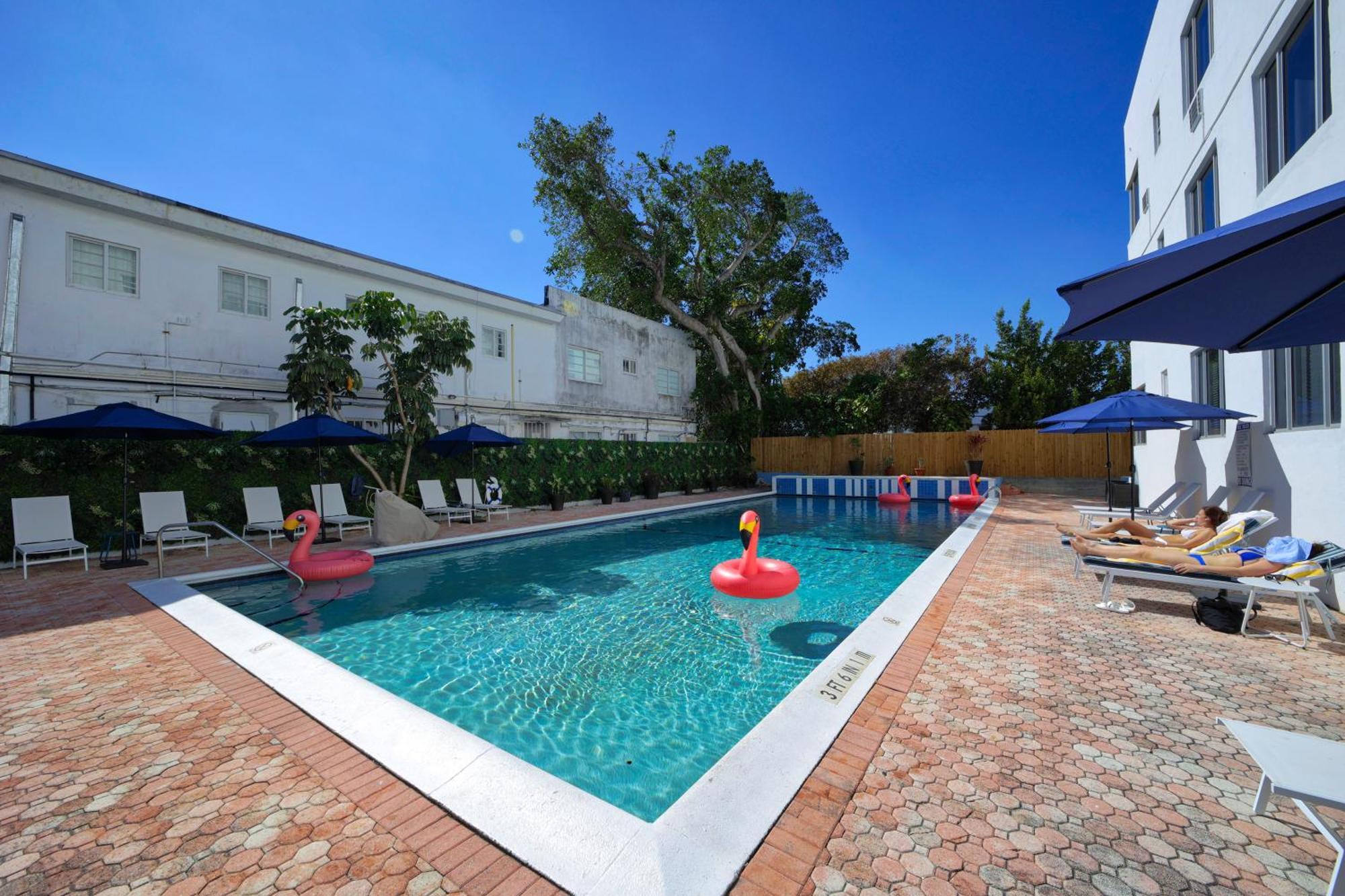 Tropics Hotel Miami Beach Bagian luar foto